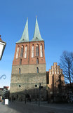 25452-25454 Two Spires Nikolai Church Berlin.jpg